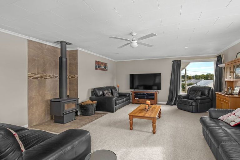 Photo of property in 107 Branxholm Street, Roxburgh, 9500
