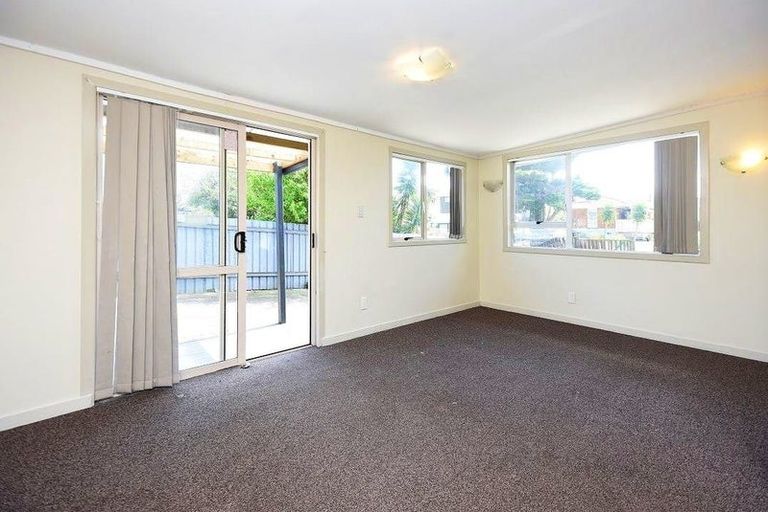 Photo of property in 45 Mckinstry Avenue, Mangere East, Auckland, 2024