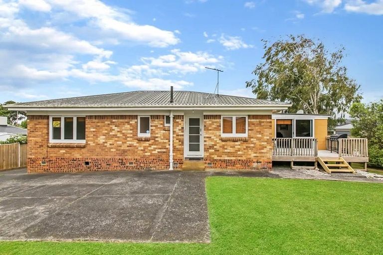Photo of property in 2/435 Great South Road, Opaheke, Papakura, 2113