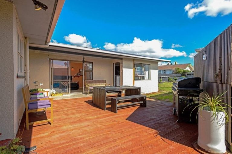 Photo of property in 28 Mcclure Street, Feilding, 4702