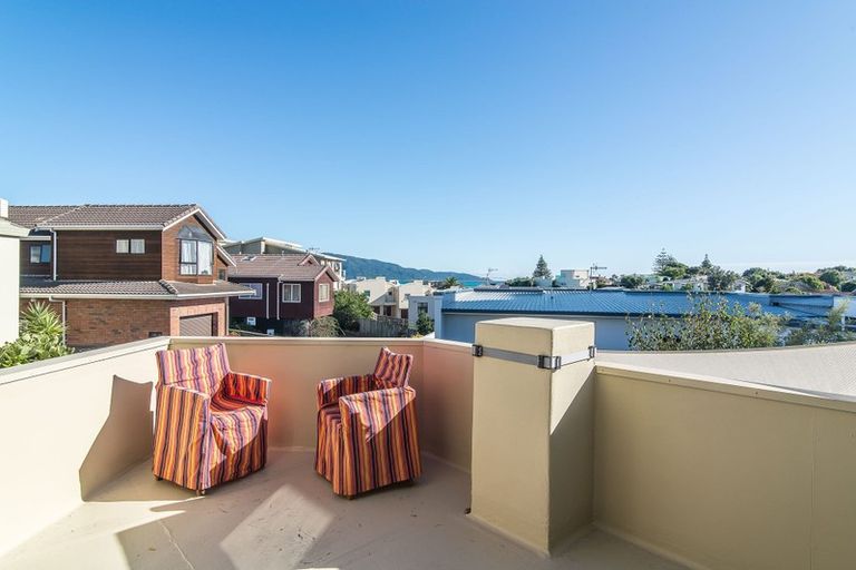 Photo of property in 377 Kapiti Road, Paraparaumu Beach, Paraparaumu, 5032