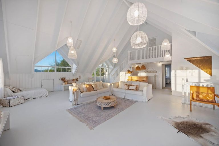 Photo of property in 161 Monument Road, Clevedon, 2582