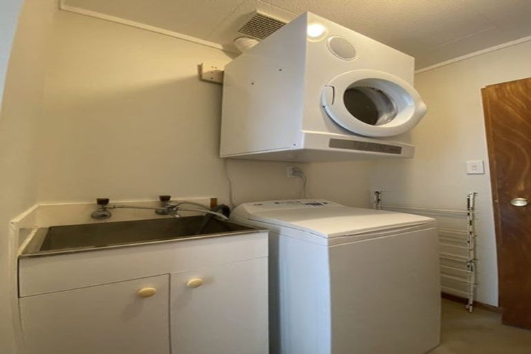 Photo of property in 2/1 Mcintyre Road, Mangere Bridge, Auckland, 2022