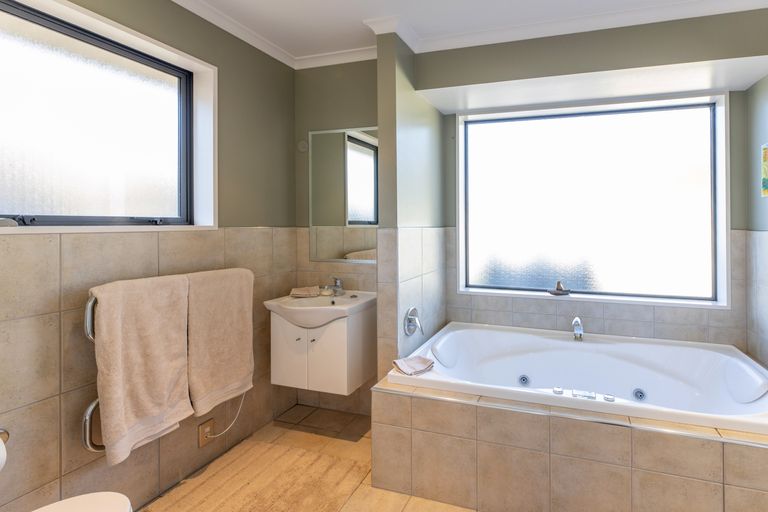 Photo of property in 4 Edwin Trent Drive, Prebbleton, 7604