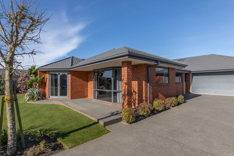 Photo of property in 4 Edwin Trent Drive, Prebbleton, 7604