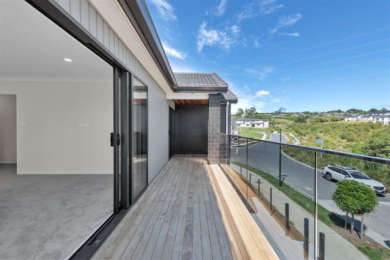 Photo of property in 73 Koromeke Street, Flat Bush, Auckland, 2019