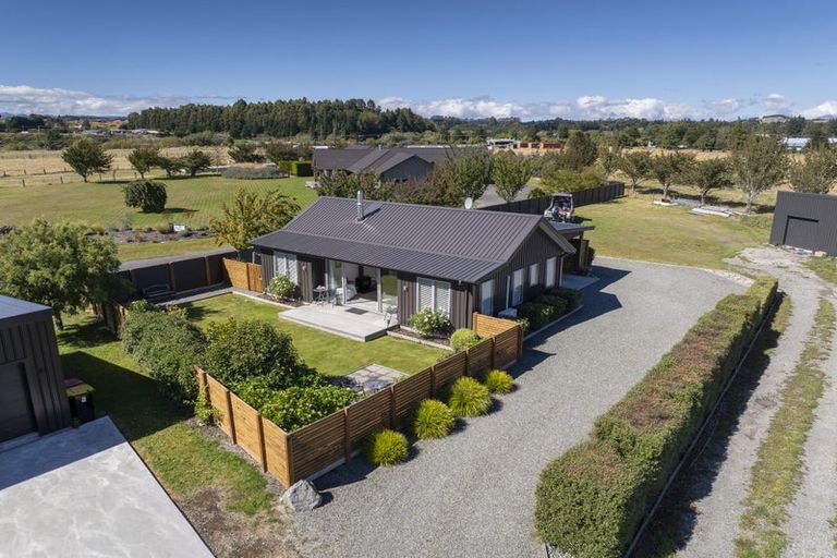 Photo of property in 37 Paton Place, Te Anau, 9600