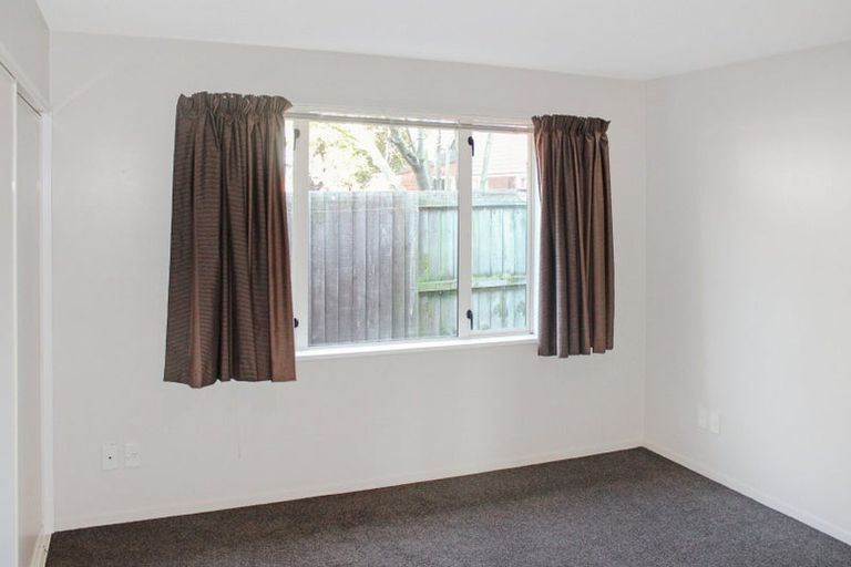 Photo of property in 12 York Tong Place, Addington, Christchurch, 8024