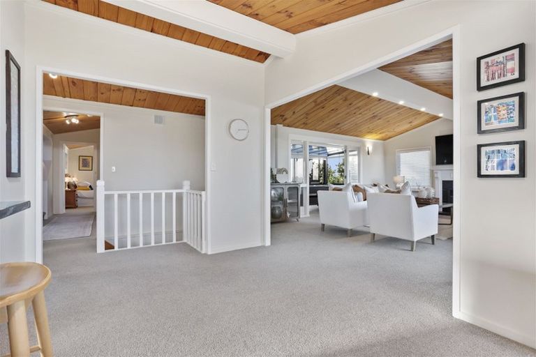 Photo of property in 66 Mcbreen Avenue, Northcote, Auckland, 0627