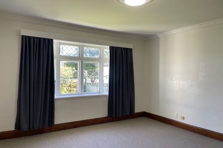 Photo of property in 72 Miro Street, Miramar, Wellington, 6022