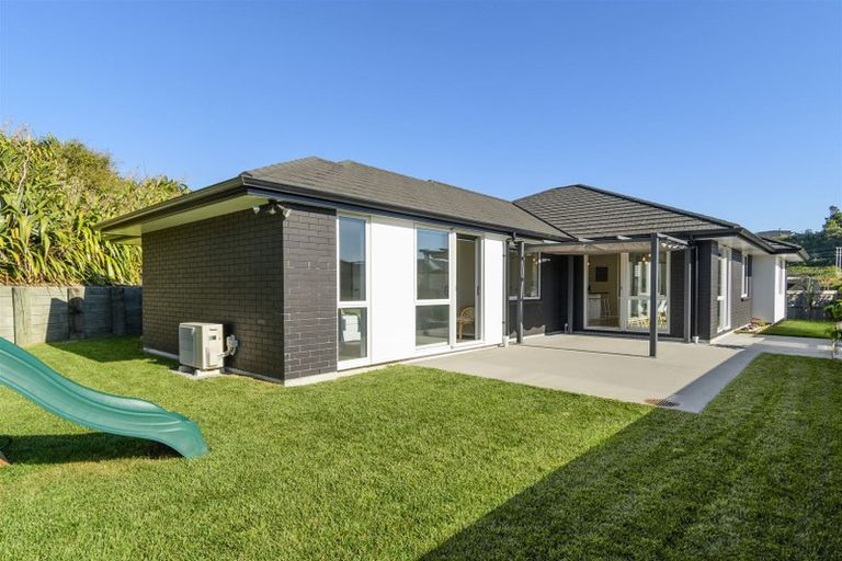 Photo of property in 59 Awataha Crescent, Pyes Pa, Tauranga, 3110