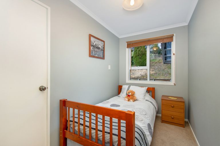 Photo of property in 16 Dunedin Street, Milburn, Milton, 9291