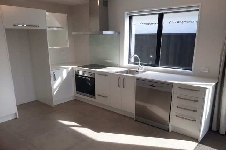 Photo of property in 5 Piripiri Place, Broomfield, Christchurch, 8042