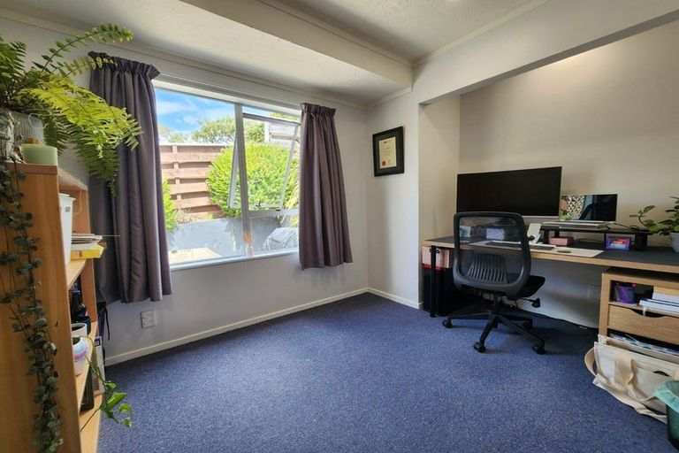 Photo of property in 2 Thimble Lane, Whitby, Porirua, 5024