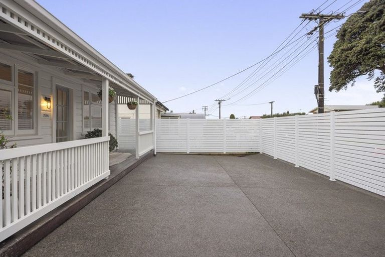 Photo of property in 251a Courtenay Street, Strandon, New Plymouth, 4312