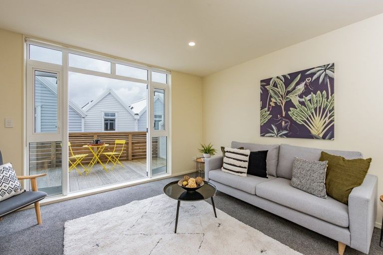 Photo of property in Pirie Street Townhouses, 28/35u Pirie Street, Mount Victoria, Wellington, 6011