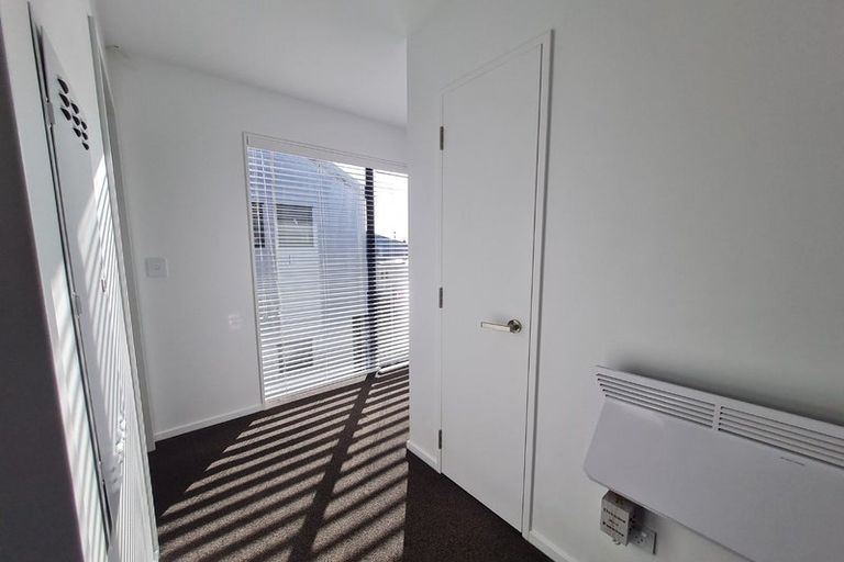 Photo of property in 4/242 Edgeware Road, Edgeware, Christchurch, 8013