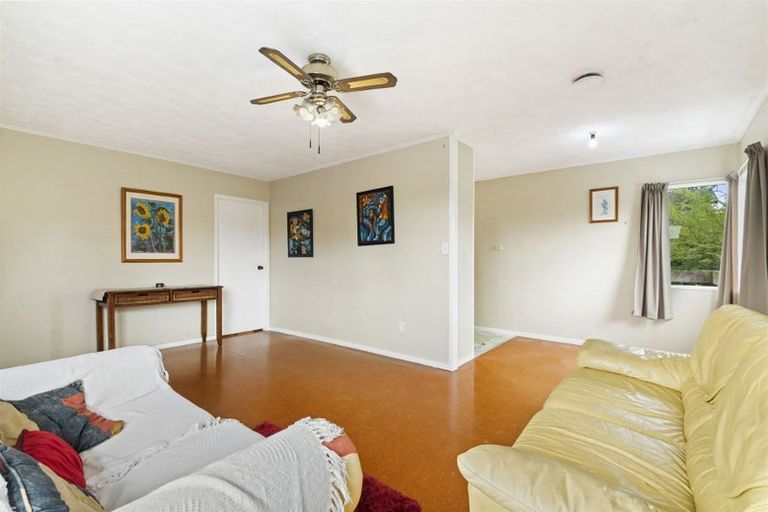 Photo of property in 1/32a Helena Street, Massey, Auckland, 0614