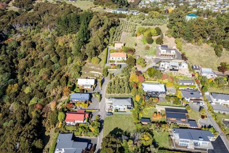 Photo of property in 12 Vangioni Lane, Akaroa, 7520