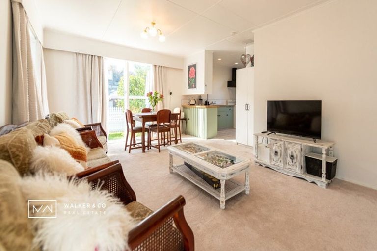 Photo of property in 15 Kaponga Street, Wainuiomata, Lower Hutt, 5014