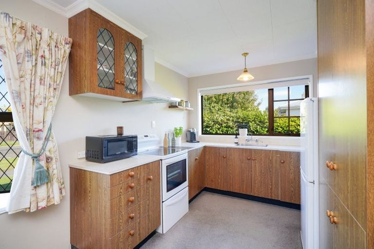 Photo of property in 92 Newcastle Street, Windsor, Invercargill, 9810