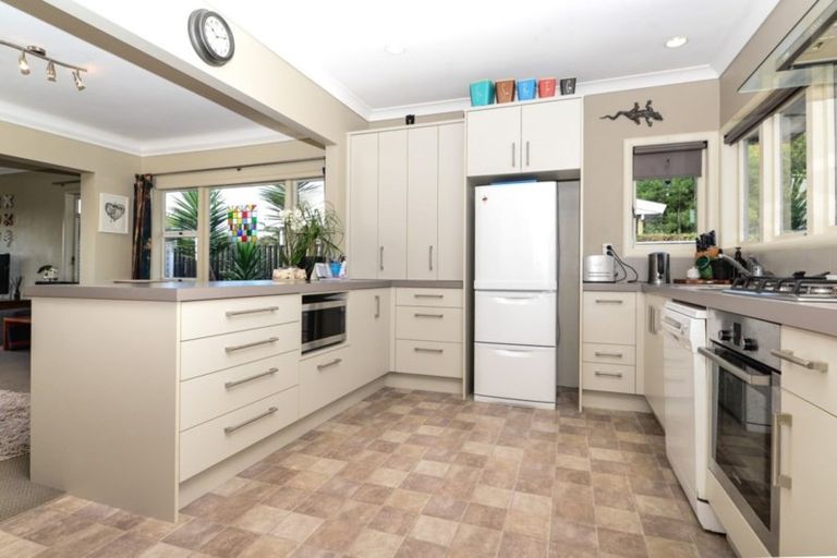 Photo of property in 104 Tuhikaramea Road, Dinsdale, Hamilton, 3204