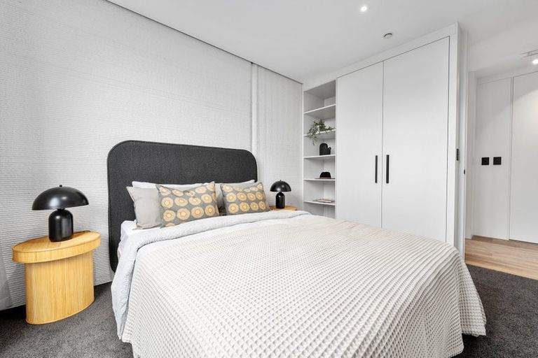 Photo of property in 2/1 City View Terrace, Birkenhead, Auckland, 0626