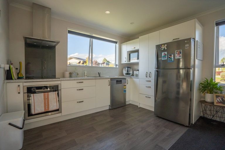 Photo of property in 5 Waterford Drive, Winton, 9720