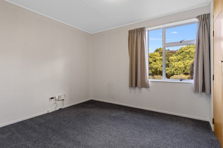 Photo of property in 23 Kereru Street, Two Mile Bay, Taupo, 3330