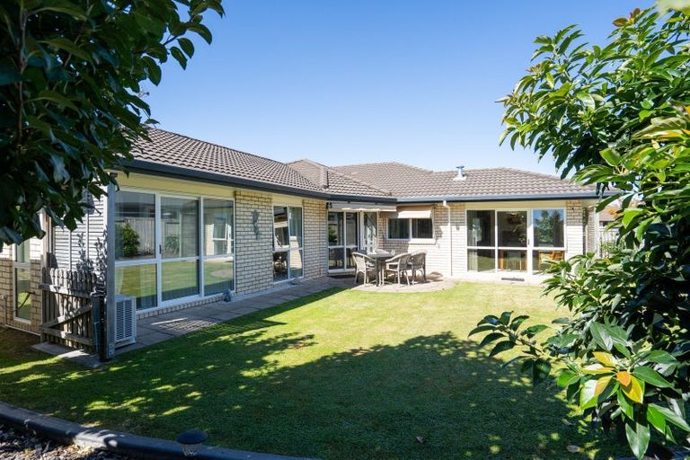 Photo of property in 16 Honiss Place, Cambridge, 3434