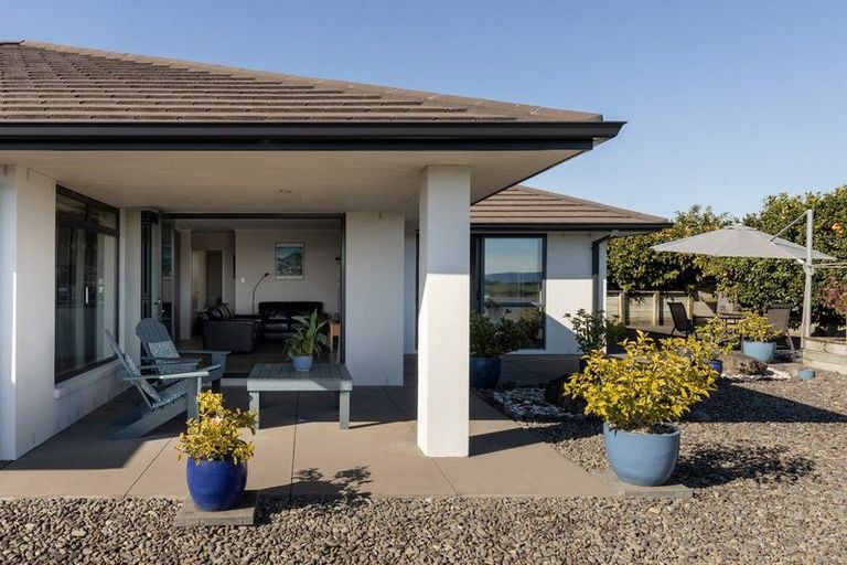 Photo of property in 35 Holyoake Terrace, Omokoroa, 3114