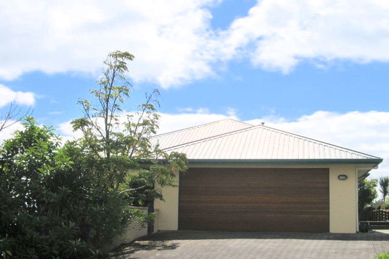 Photo of property in 15 Hazelnut Way, Bellevue, Tauranga, 3110