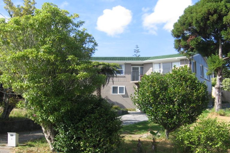 Photo of property in 6 Catrina Avenue, Birkenhead, Auckland, 0626