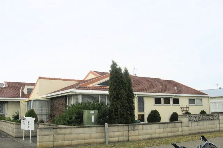 Photo of property in 1/386 Gloucester Street, Taradale, Napier, 4112