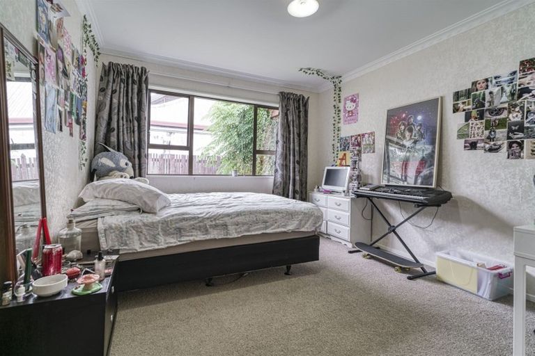 Photo of property in 124 Grey Street, Cambridge, 3434