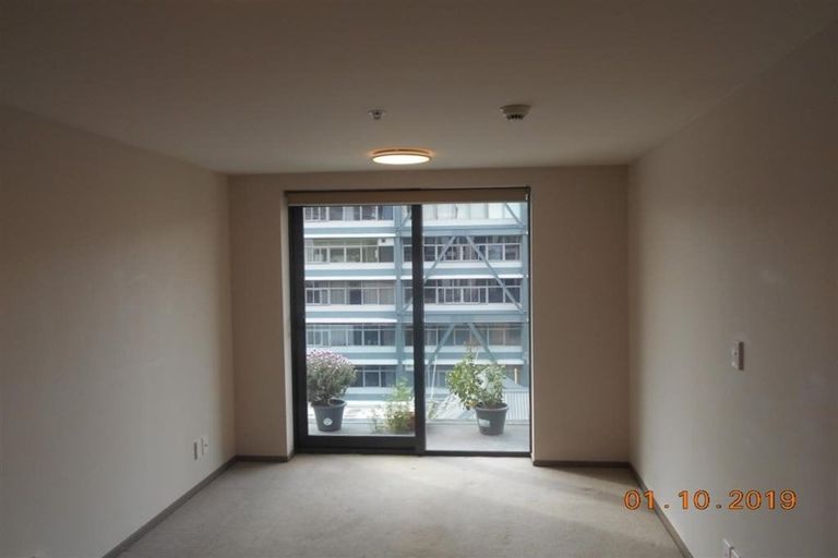 Photo of property in Dual Apartments, 406/142u Vivian Street, Te Aro, Wellington, 6011