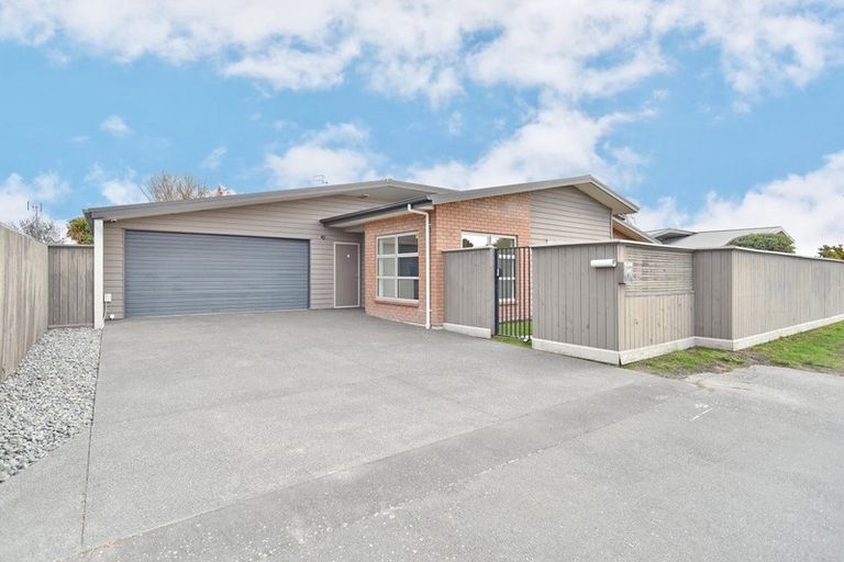 Photo of property in 4 Norwich Street, Linwood, Christchurch, 8062