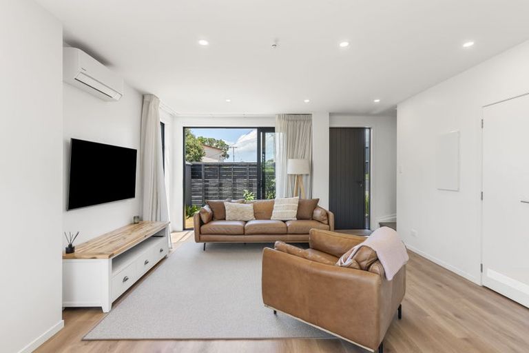 Photo of property in 1/48 Salisbury Road, Birkdale, Auckland, 0626