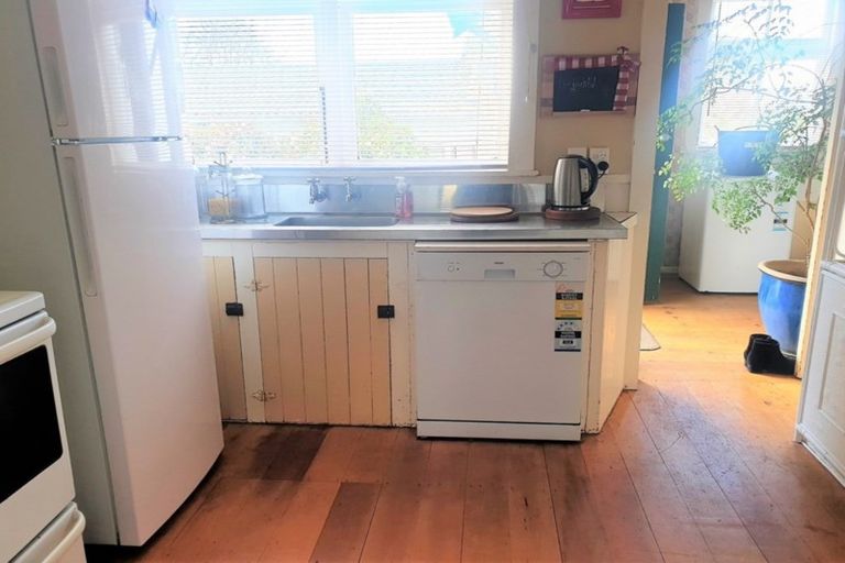 Photo of property in 2 King Street, Dannevirke, 4930