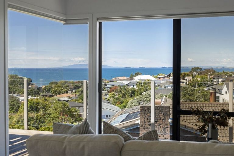 Photo of property in 19 Sunrise Avenue, Murrays Bay, Auckland, 0630