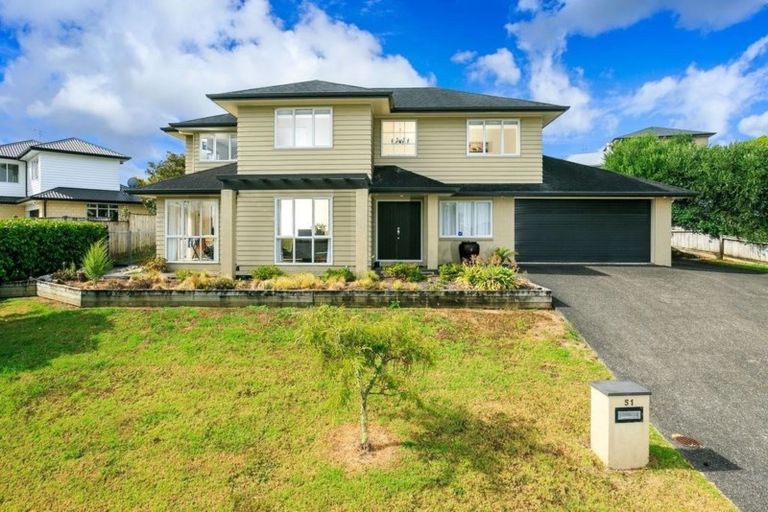 Photo of property in 51 Kittiwake Drive, Schnapper Rock, Auckland, 0632