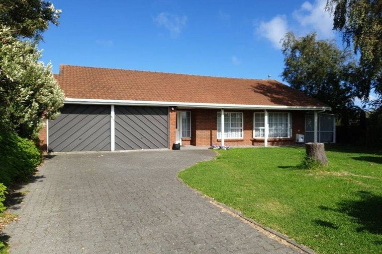 Photo of property in 142 Mazengarb Road, Paraparaumu, 5032