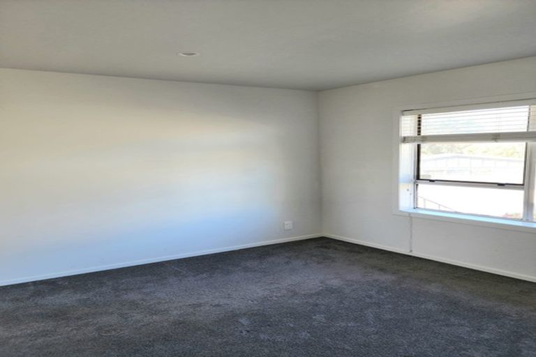 Photo of property in 3/123 Birkdale Road, Birkdale, Auckland, 0626