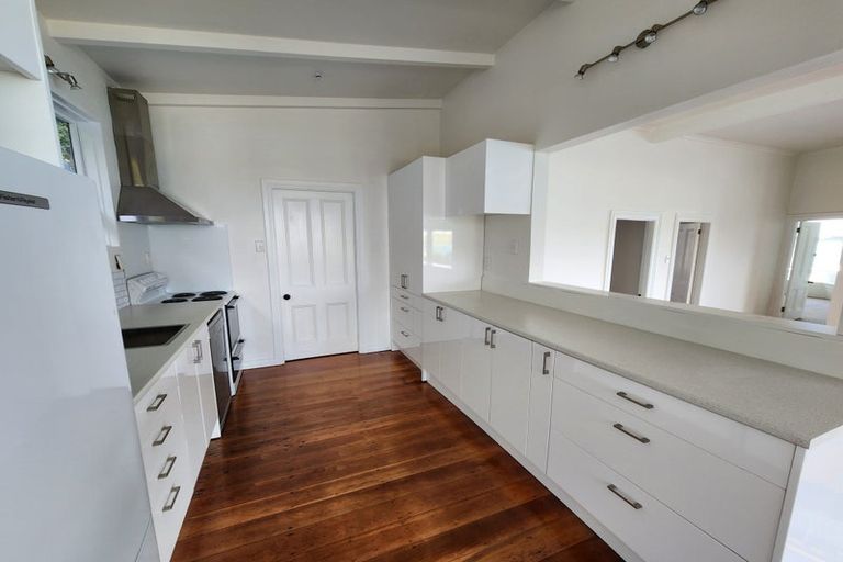 Photo of property in 23d Maida Vale Road, Roseneath, Wellington, 6011