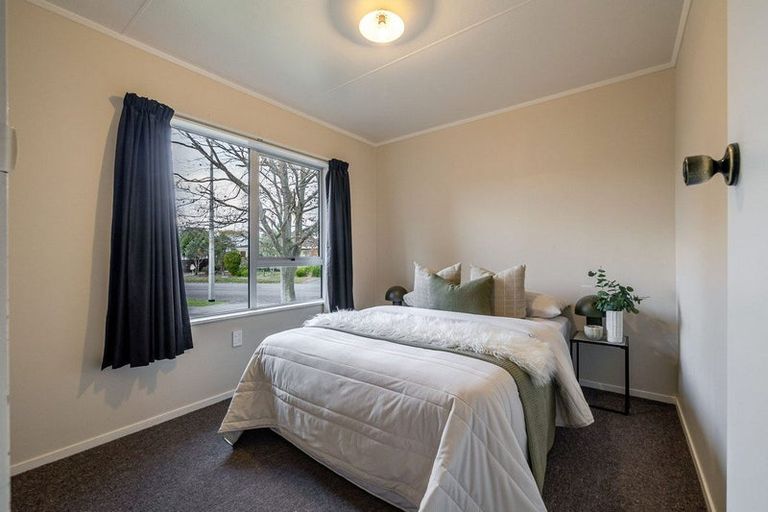 Photo of property in 97 Benmore Avenue, Cloverlea, Palmerston North, 4412
