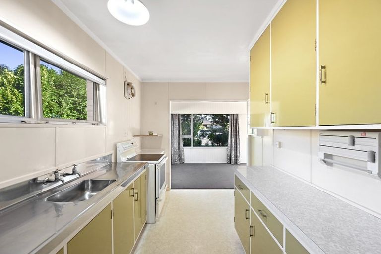Photo of property in 4 Sandringham Road, Enderley, Hamilton, 3214