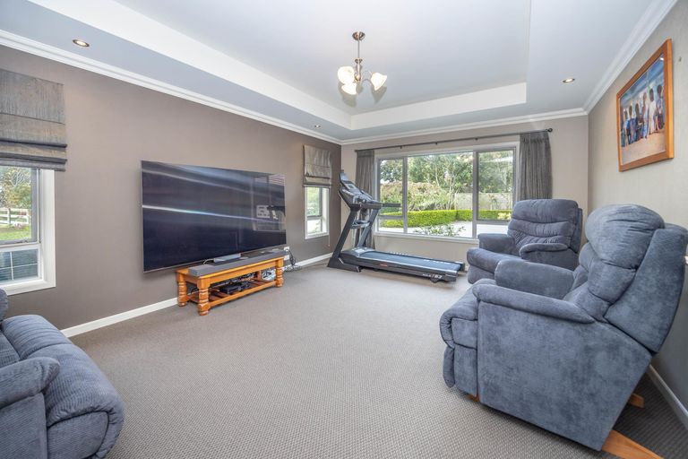 Photo of property in 37 Riverside Way, Ngaruawahia, Huntly, 3771
