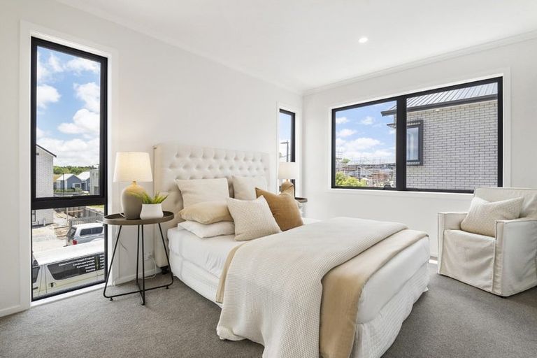 Photo of property in 4/17 Samuel Marsden Place, Whenuapai, 0618