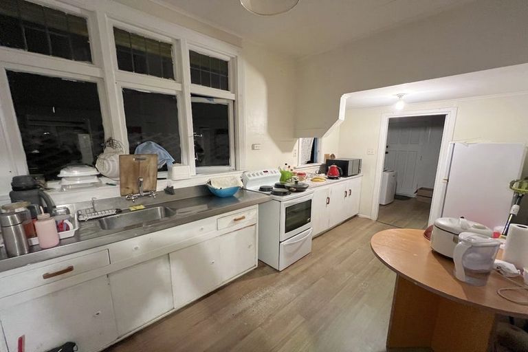 Photo of property in 27 Lyndon Street, Riccarton, Christchurch, 8041