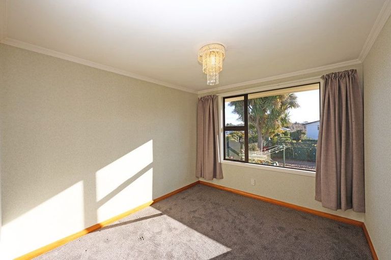 Photo of property in 32 Awamoa Road, Holmes Hill, Oamaru, 9401